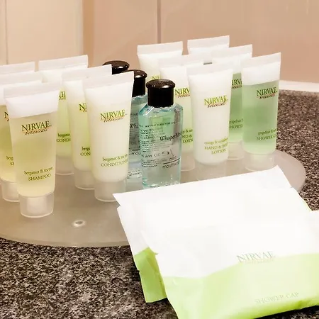 Ξενοδοχείο Courtyard By Marriott Airport 4*