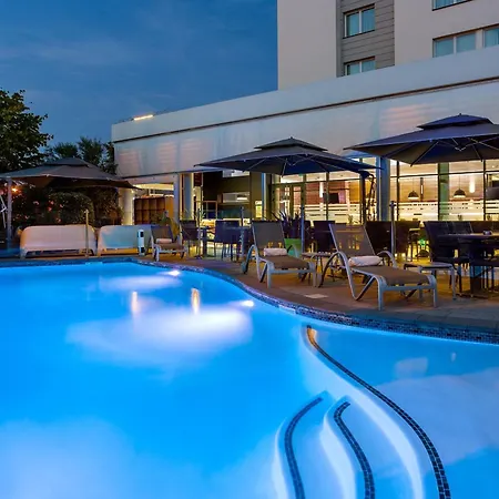 Ξενοδοχείο Courtyard By Marriott Airport Τουλούζη